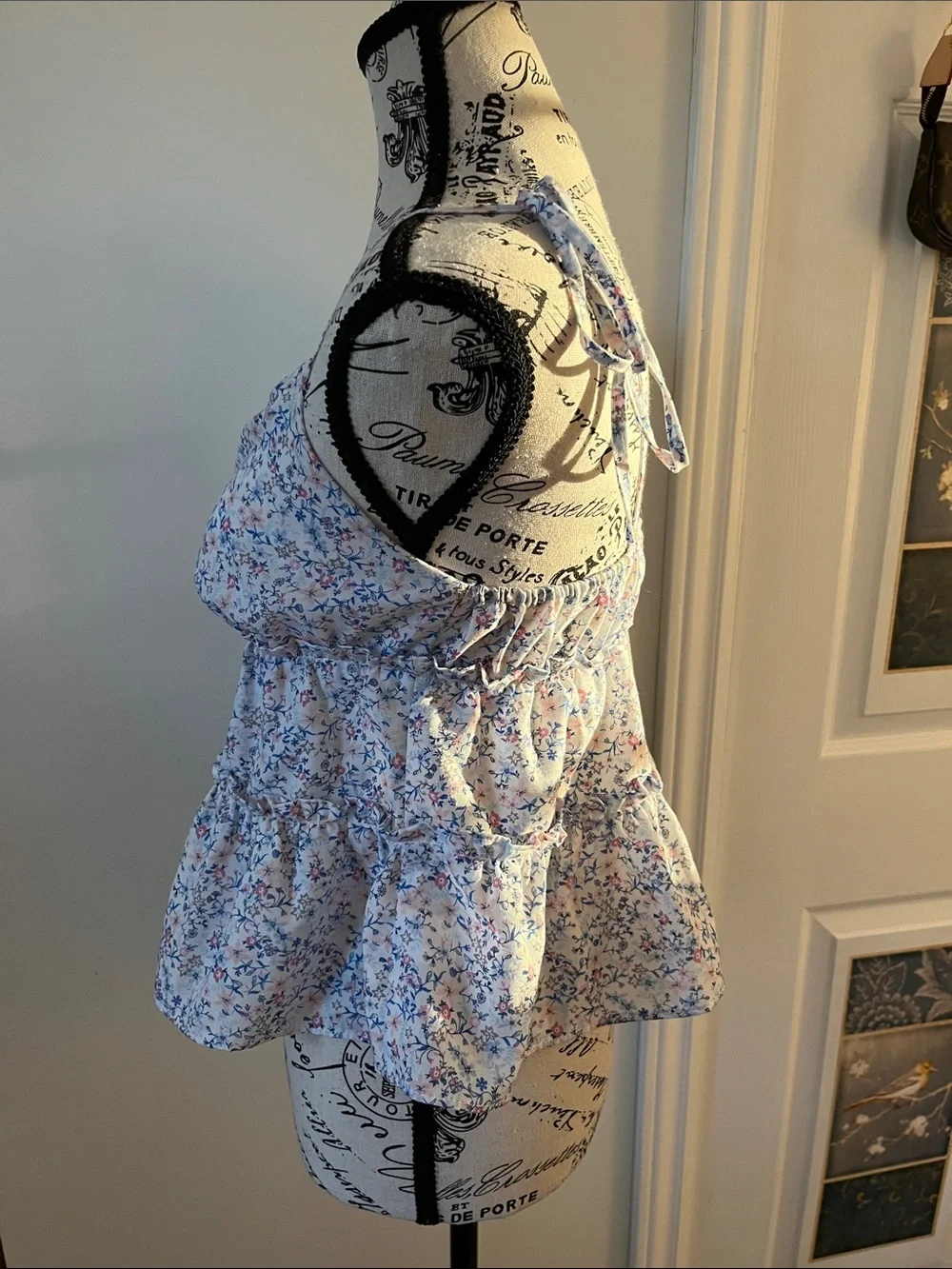 💗Floral Tie-Shoulder Ruffle Cami Top - White/Blue/Pink - Picture 6 of 8